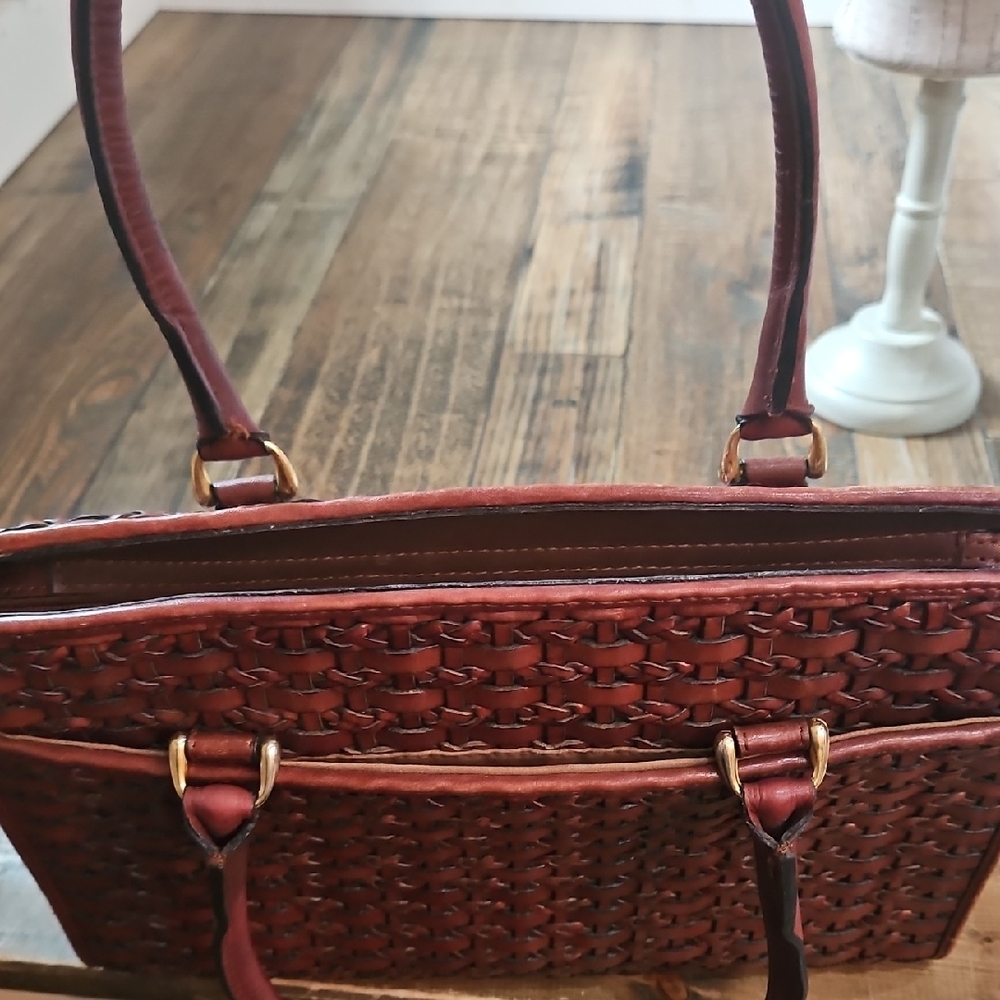 Genuine Leather Women's Rich Brown Woven Purse - Picture 11 of 12